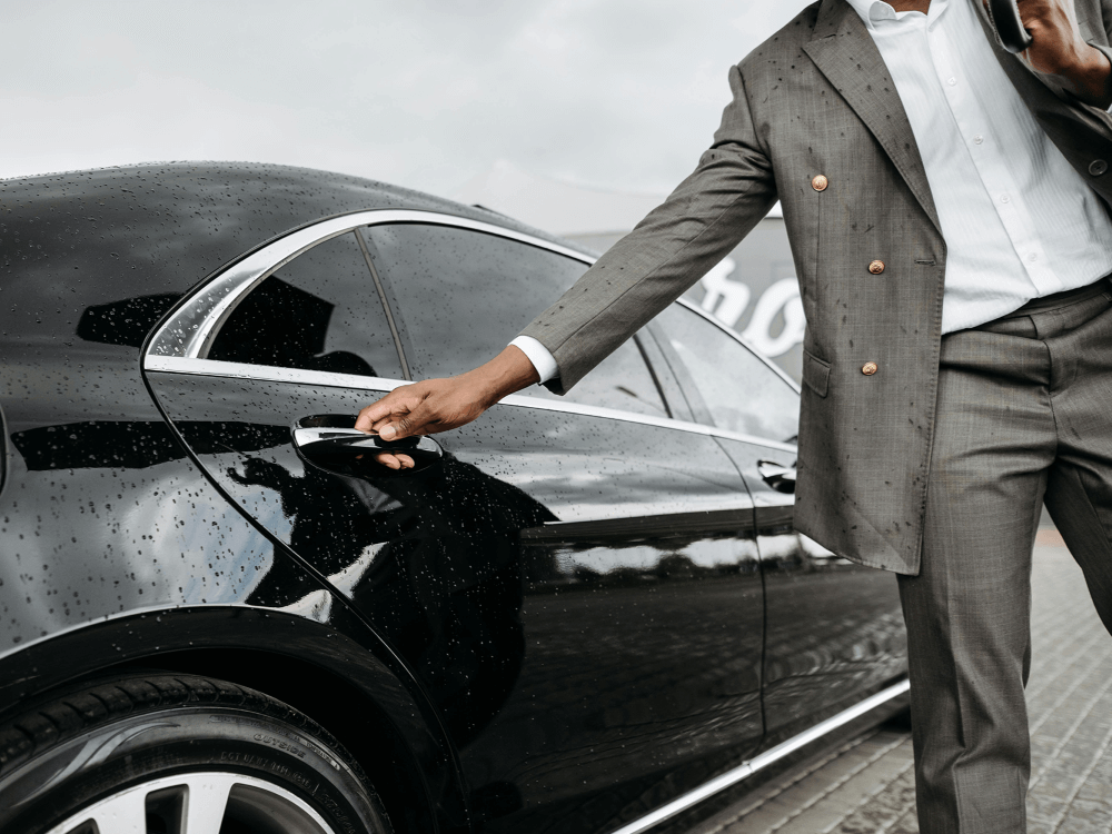 Panduan Sewa Mobil Perusahaan untuk Bisnis & Dinas