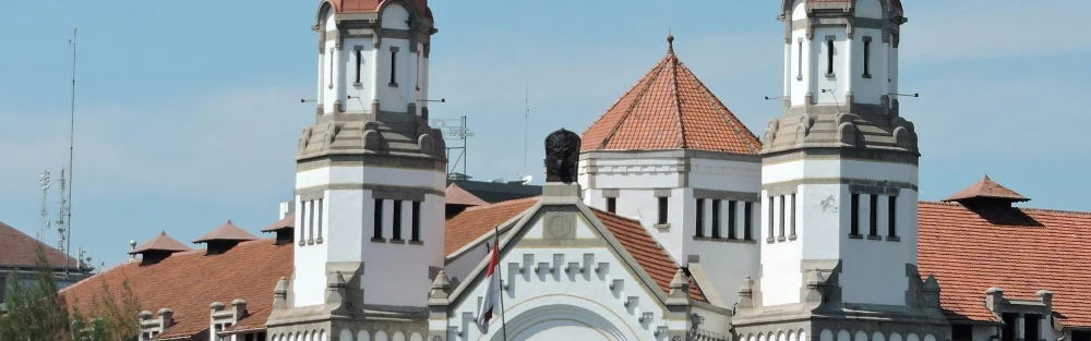 Sewa Mobil Semarang Dengan Layanan Terbaik | INDORENT