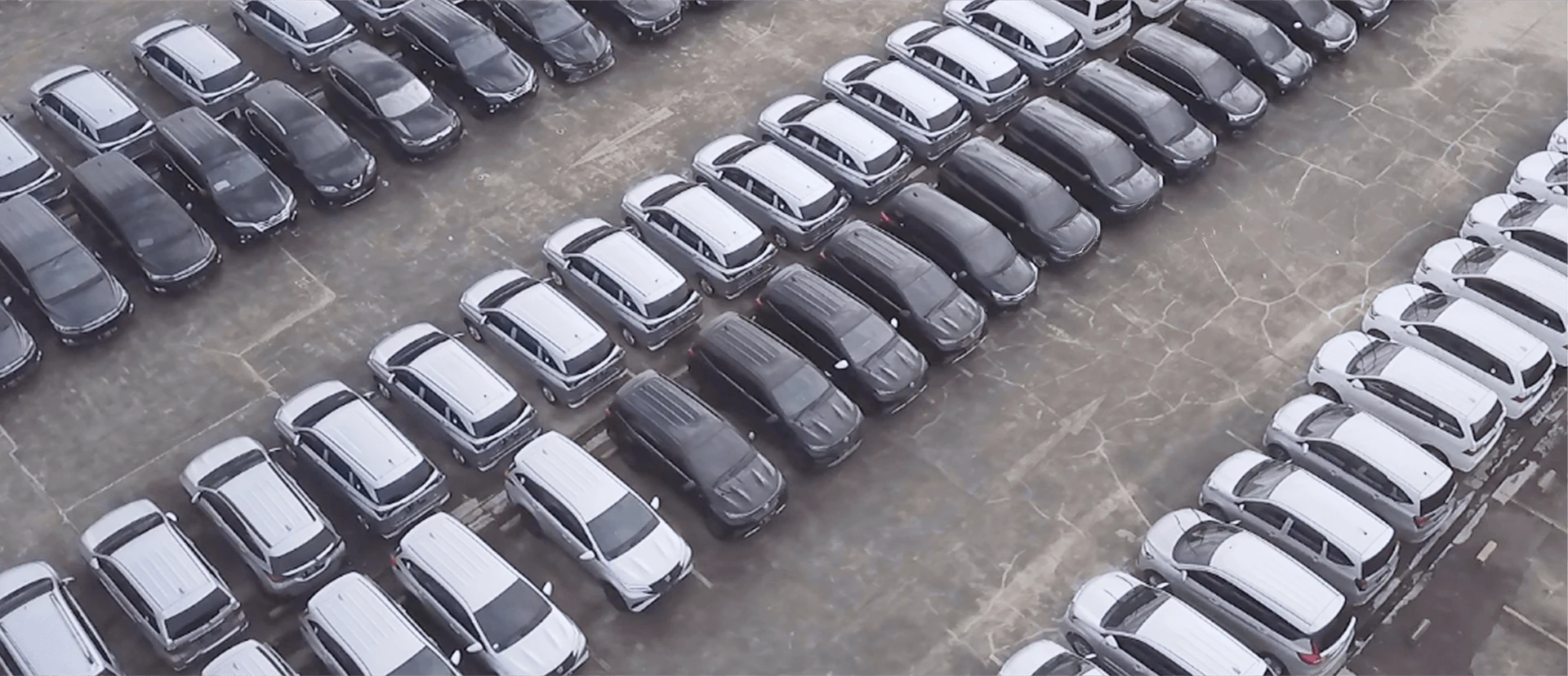 Sewa Mobil Operasional dengan Layanan Terbaik dari INDORENT